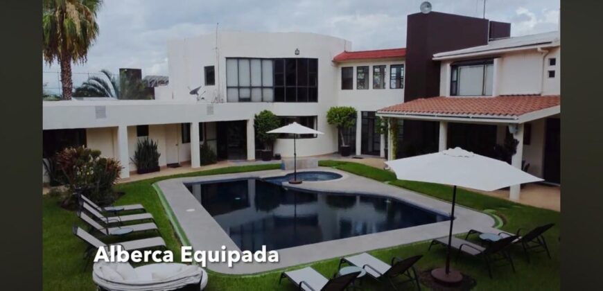 Hermosa casa en Venta en Fraccionamienito Burgos, Temixco