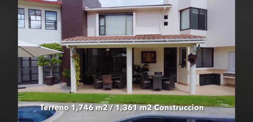 Hermosa casa en Venta en Fraccionamienito Burgos, Temixco