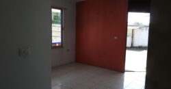 EXCELENTE CASA CERCA DE LA U.V. USBI, XALAPA Y LOS LAGOS, 2 RECAMARAS en P.B. $2,400,000.00