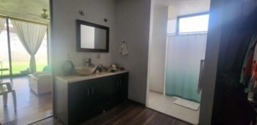 CASA DE UN PISO A 3 MINUTOS DE GALERIAS STA ANITA