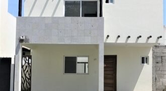CASA EN VENTA EN EL CORAZON DE RIVERA NAYARIT