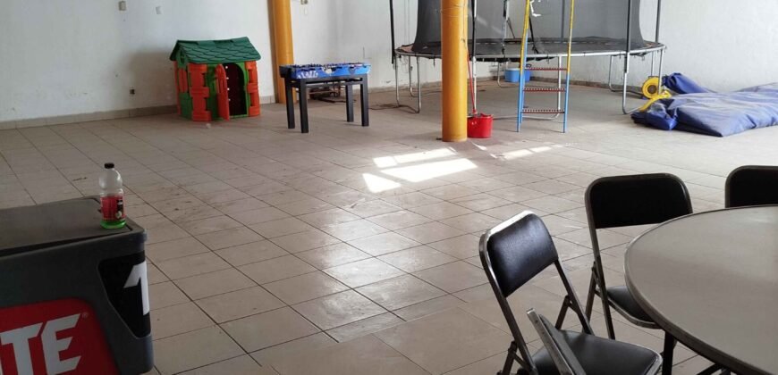 TI-134 RENTA SALON DE FIESTAS, PARA NEGOCIO. PIRAMIDES, CORREGIDORA, QRO.