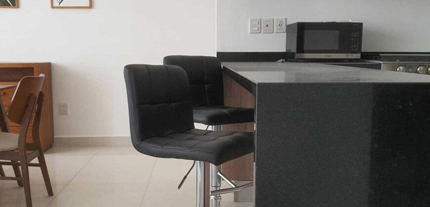 TI-133 RENTA DEPARTAMENTO AMUEBLADO TRES VISTAS JURIQUILLA.