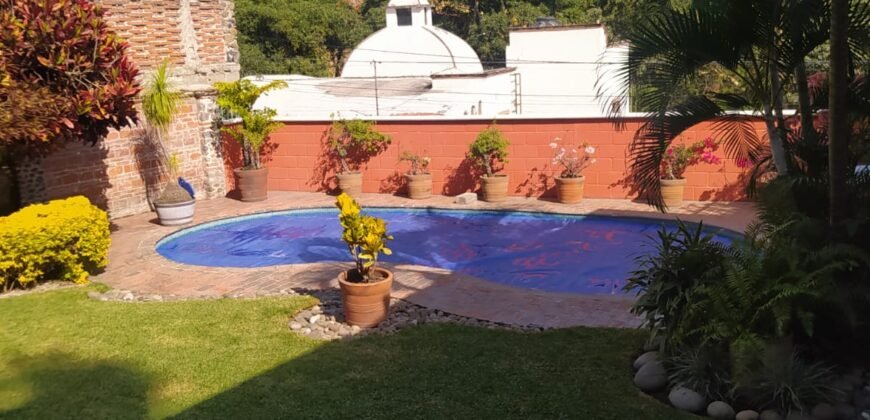Casa en Fraccionamiento Club de Golf Cuernavaca; Morelos