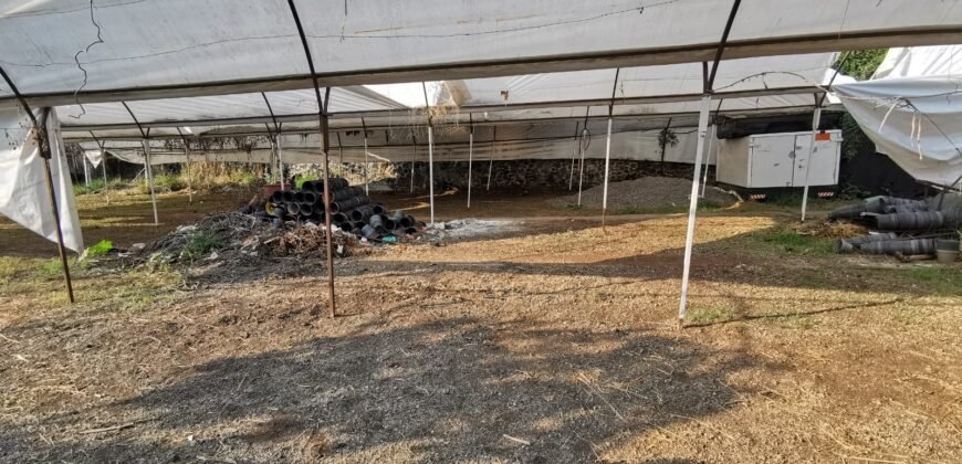 Terreno sobre autopista del Sol y fraccionamiento las Brisas, Temixco; Morelos.
