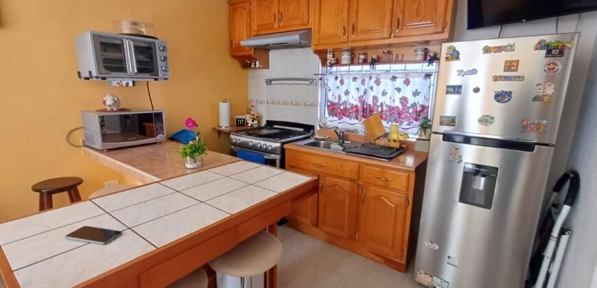 CASA EN VENTA EN SAN DIMAS $1,350,000
