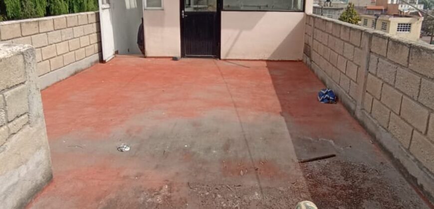 CASA EN VENTA EN JARDINES DE SANTA TERESA, CHAPULTEPEC $1,100,000