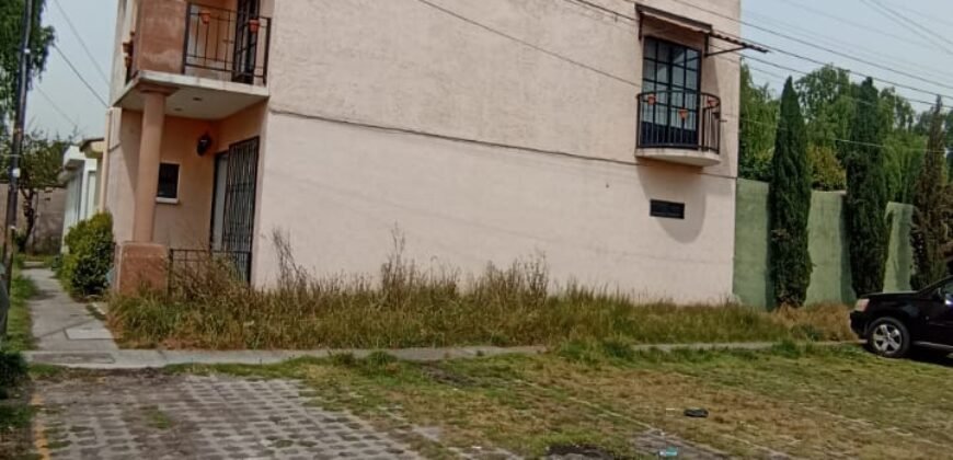 CASA EN VENTA EN JARDINES DE SANTA TERESA, CHAPULTEPEC $1,100,000