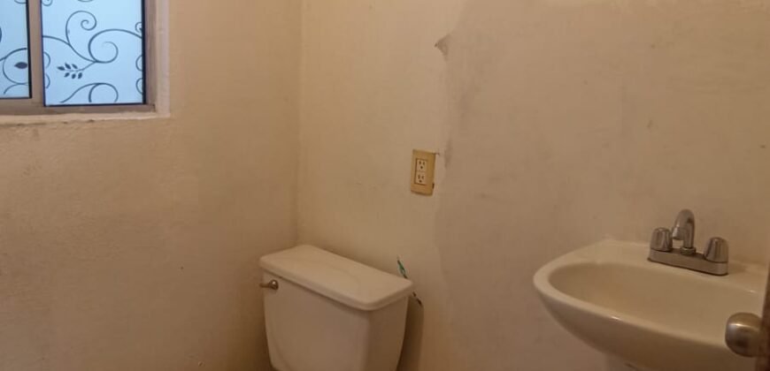 CASA EN VENTA EN SAN DIMAS $850,000