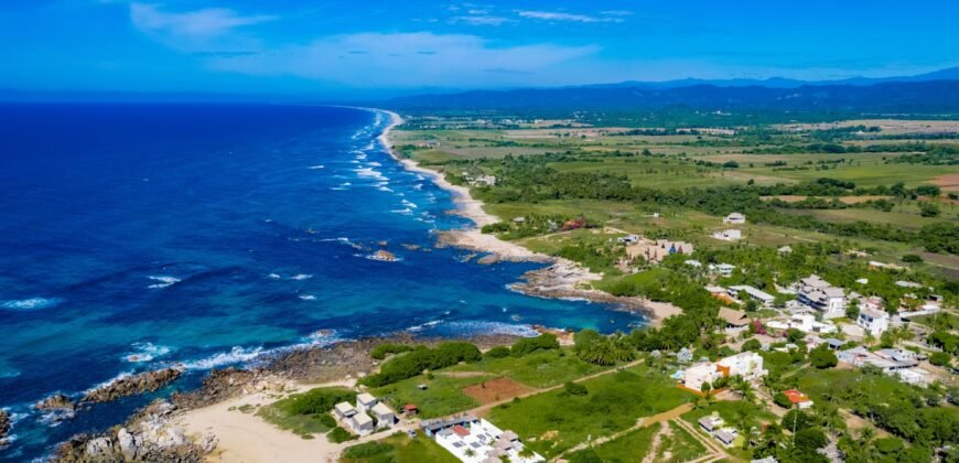 Lotes a solo 800 metros de Playa El Puertecito/ Fraccionamiento Rancho Las Palmas