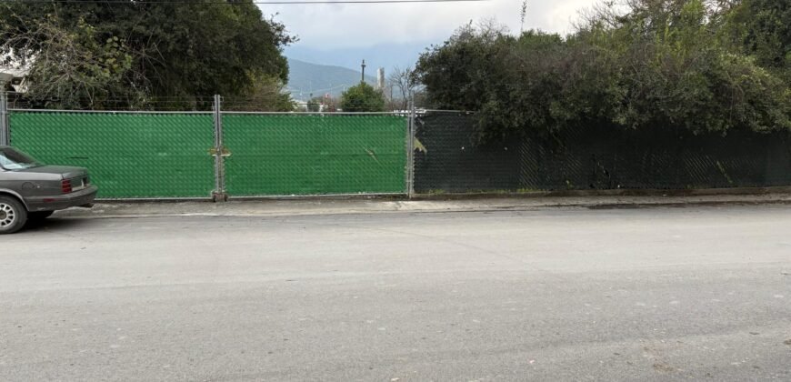 SE VENDEN DOS TERRENOS COMERCIALES CONTIGUOS -Frente a Carretera Nacional –