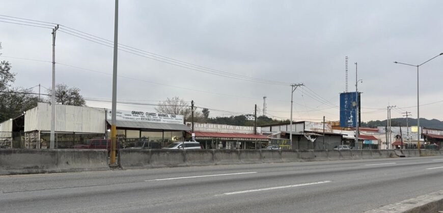 SE VENDEN DOS TERRENOS COMERCIALES CONTIGUOS -Frente a Carretera Nacional –