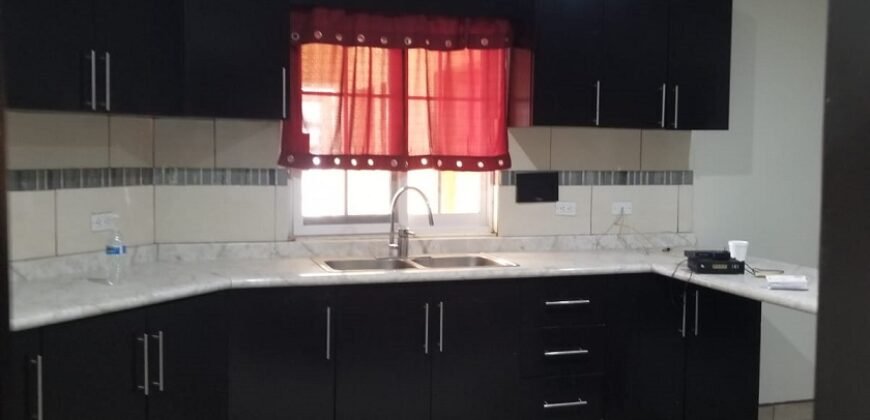 Venta de casa, excelentes condiciones y ubicación