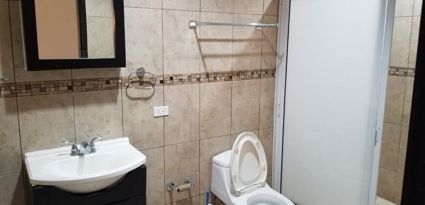 Venta de casa, excelentes condiciones y ubicación