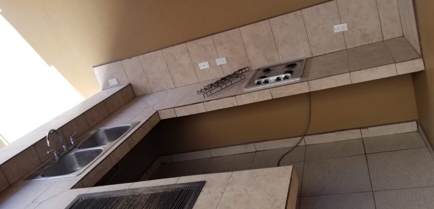 Venta de casa, excelentes condiciones y ubicación