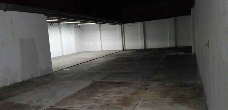 PROPIEDAD EN VENTA LOCAL, EXCELENTES DIMENSIONES Y UBICACIÓN