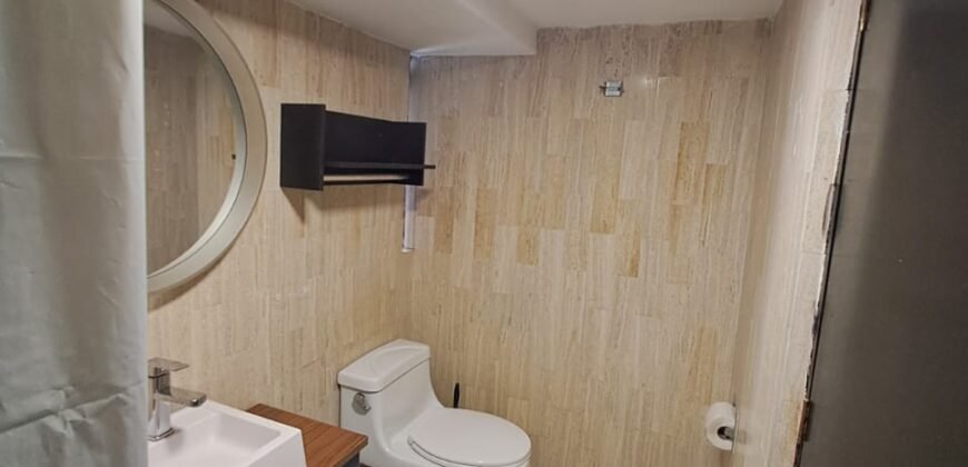 Venta Departamento Recien Remodelado en Residencial