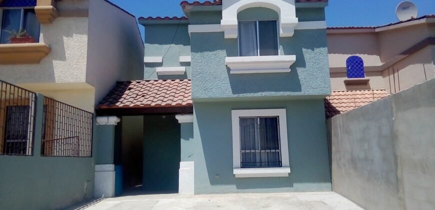 Renta Casa  Urbiquinta Versalles, Tijuana