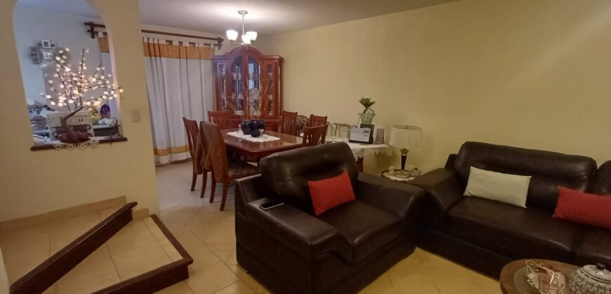 Renta Casa en Condominio Pedregal Las Flores