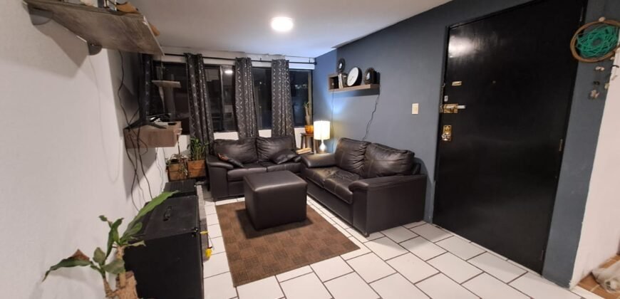 Venta Departamento Recien Remodelado en Residencial