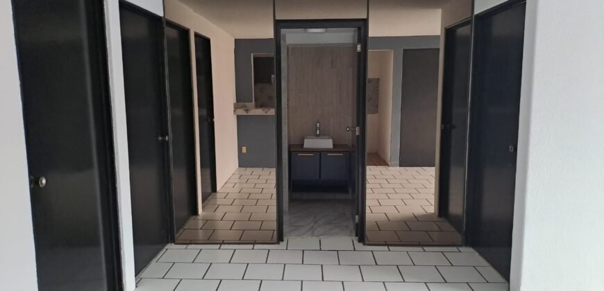 Venta Departamento Recien Remodelado en Residencial