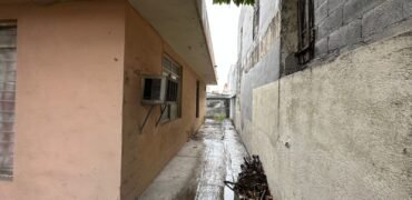 TERRENO EN VENTA EXCELENTE PARA INVERSION CON CONSTRUCCIONES MUY SOLIDAS
