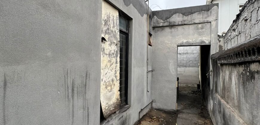 TERRENO EN VENTA EXCELENTE PARA INVERSION CON CONSTRUCCIONES MUY SOLIDAS