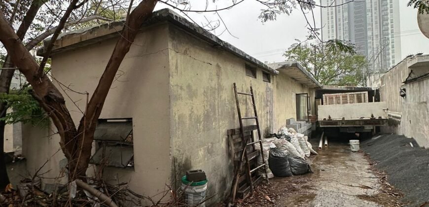 TERRENO EN VENTA EXCELENTE PARA INVERSION CON CONSTRUCCIONES MUY SOLIDAS