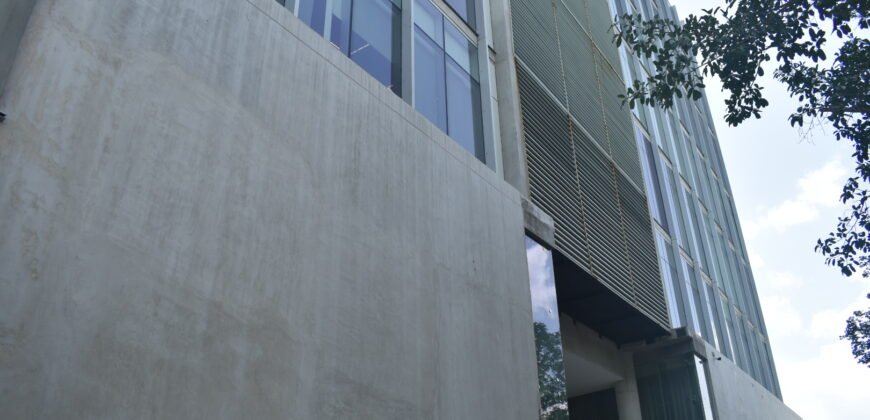 Local Comercial en Venta Humana Workcenter