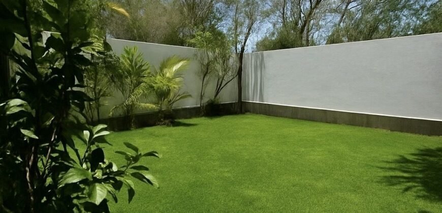 Casa en venta en Gran San Pedro Cholul con terraza y jardín amplio