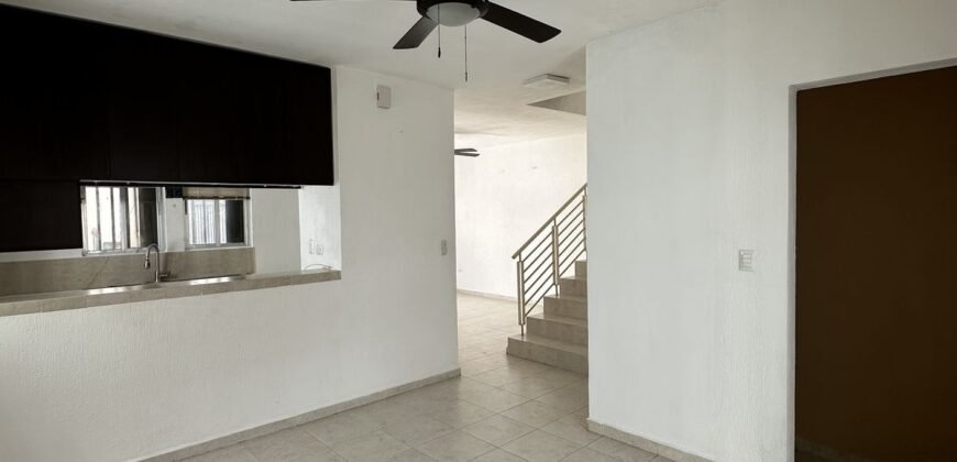 Casas en renta en Gran San Pedro Cholul de tres habitaciones