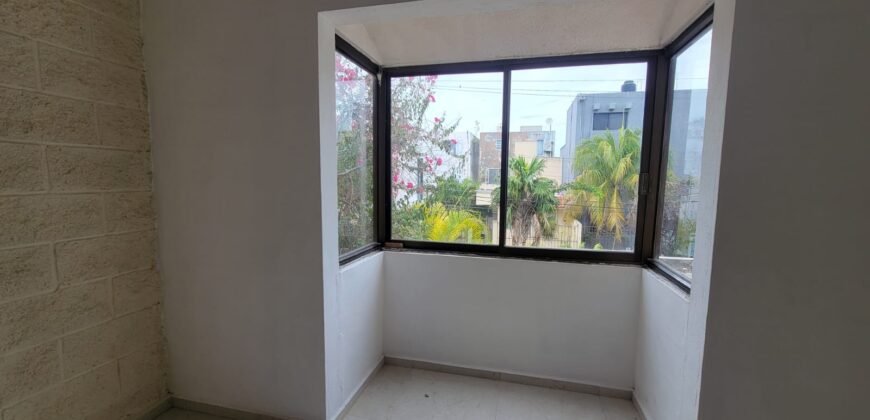 HERMOSA CASA EN SM 51