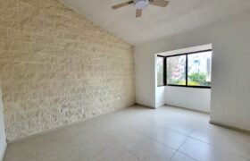 HERMOSA CASA EN SM 51