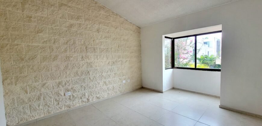 HERMOSA CASA EN SM 51