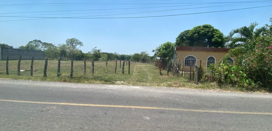 Terreno en venta 3079 mt2!! 🚨 Plusvalía y bien ubicado, a un lado del Aeropuerto y 15 minutos de Villahermosa!! Ra. La Palma, Vhsa, Tab. 🏠 💲4,090,000.00