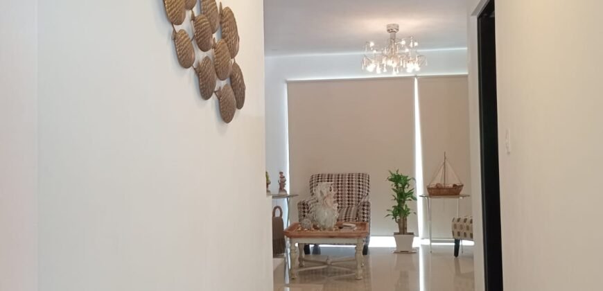 Casa en Venta de 4 niveles en Cumbres Madeira Sector Alpes