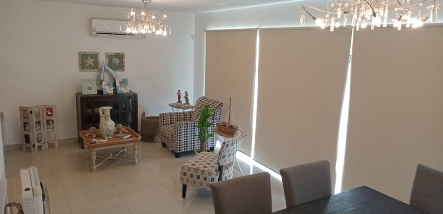 Casa en Venta de 4 niveles en Cumbres Madeira Sector Alpes