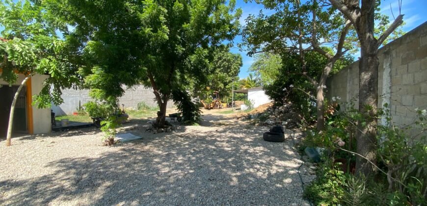 Terreno amplio con palapa y casa/oficina en venta, 1,542.61 mt2!! 🚨 Gran oportunidad!!!, Carr. 20 de Nov. S/N Sabina, Vhsa, Tab. 🏠 $6,170,000