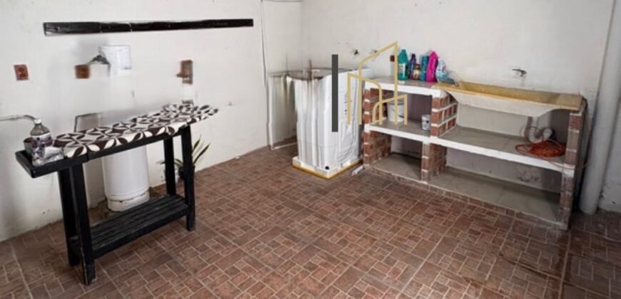 Casa en venta de 180 m2 de construcción!! en Calle Geranios, Fracc. Blancas Mariposas, Villahermosa, Tab. ¡La oportunidad que estabas esperando dentro de la ciudad! por $2,390,000