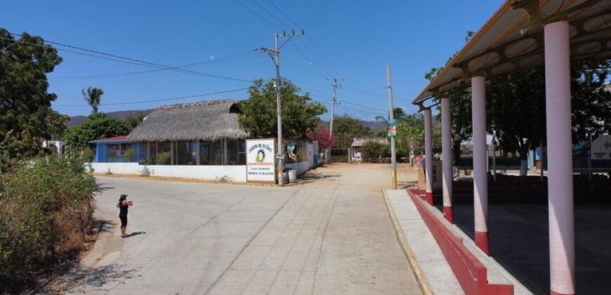 Lotes de terreno a 10 minutos de Puerto Escondido/ Fracc. Paraíso ventanilla