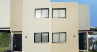 Casa Ibiza Residencial: Tu Hogar Céntrico con Estilo