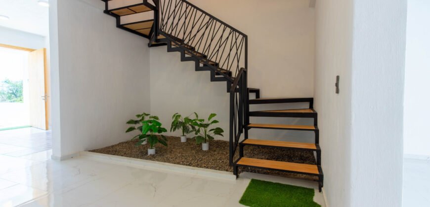 Casa Laura – Casa nueva con alberca