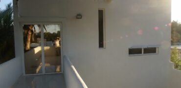 RETIRO ECO-LUJOSO CON PISCINA INTEGRADA EN PLANOS EN SISAL