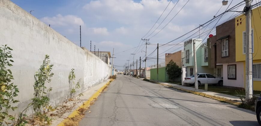 Venta Casa sobre calle.