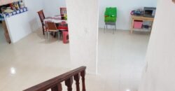 Venta Casa sobre calle.