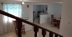 Venta Casa sobre calle.