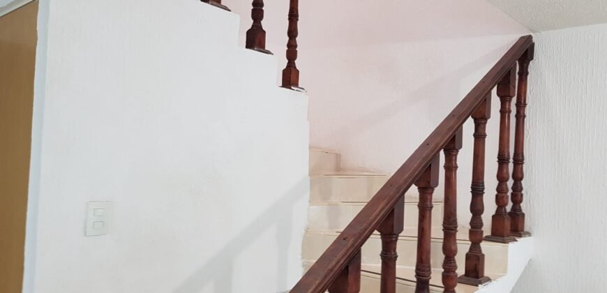 Venta Casa sobre calle.