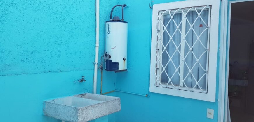 Venta Casa sobre calle.