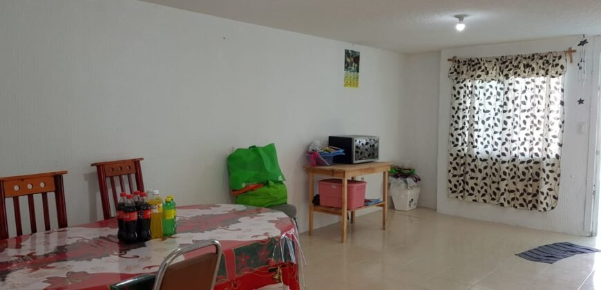 Venta Casa sobre calle.