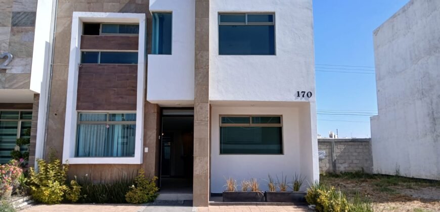 Renta Casa en Pachuca Fraccionamiento Valle del Sol.